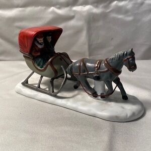 Department 56 horse and carriage holidays Christmas town
